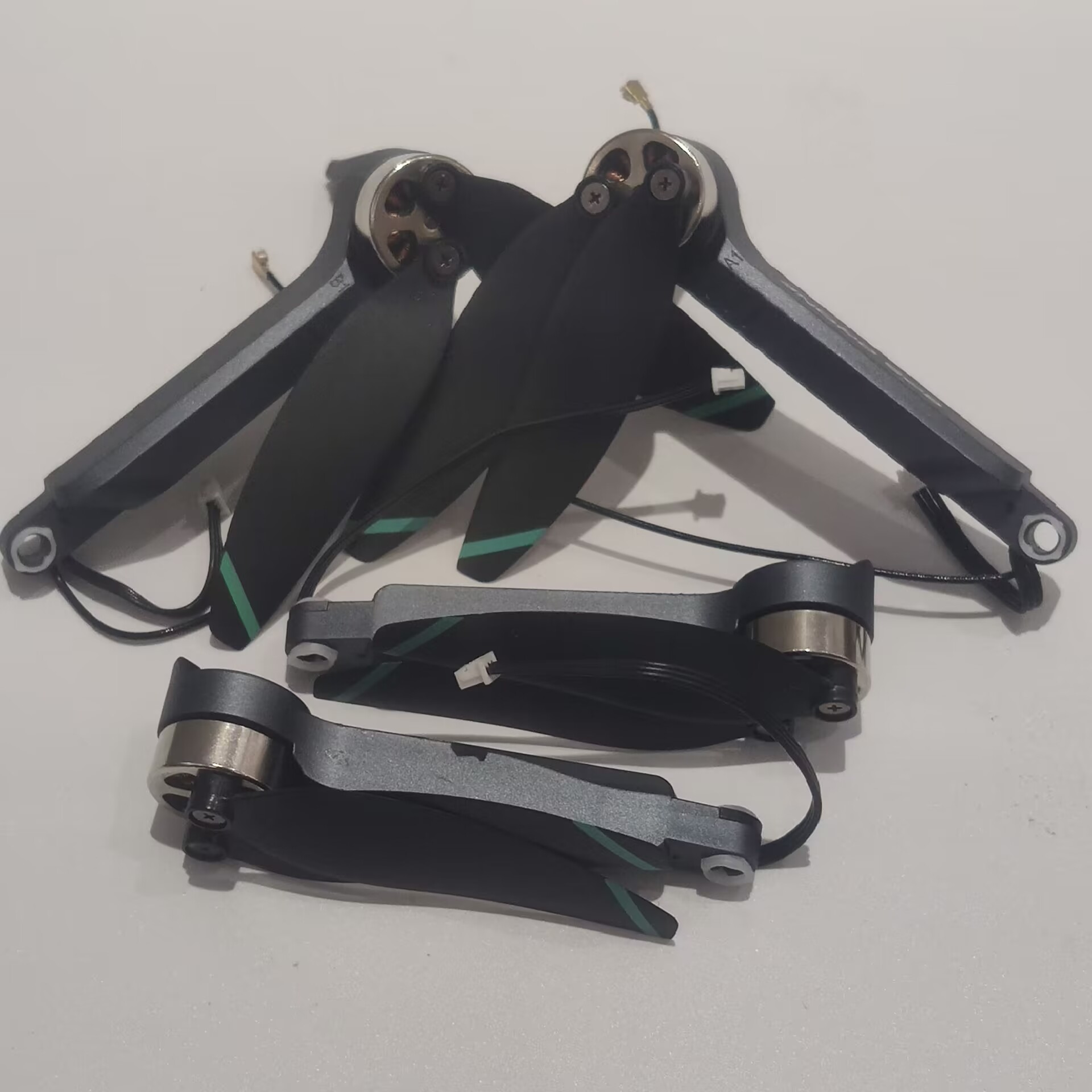 แขนมอเตอร์แบบไม่มีแปรง A1/B1/A - Lyzrc Drone บทวิจารณ์และราคา